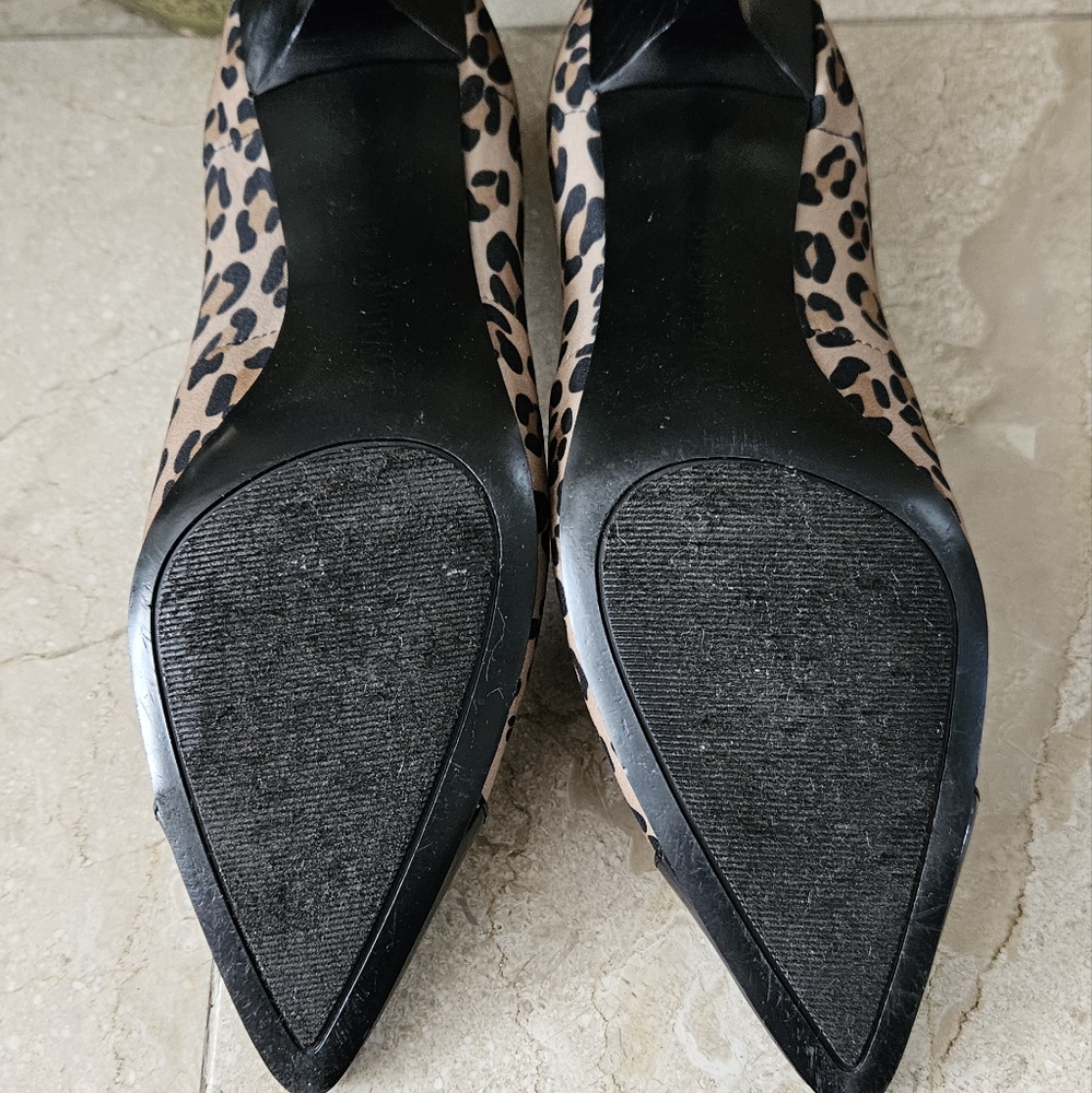 Ellen Tracy Pumps - Picture 6 of 6